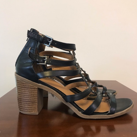 Mossimo Heeled Gladiator Sandals - Picture 5 of 5